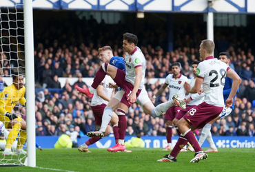 Everton vs West Ham (22:00 – 15/03)