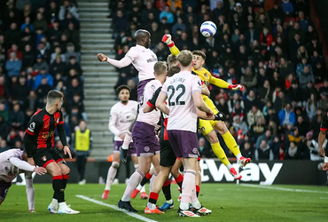 AFC Bournemouth  vs Brentford (00:30 – 16/03)